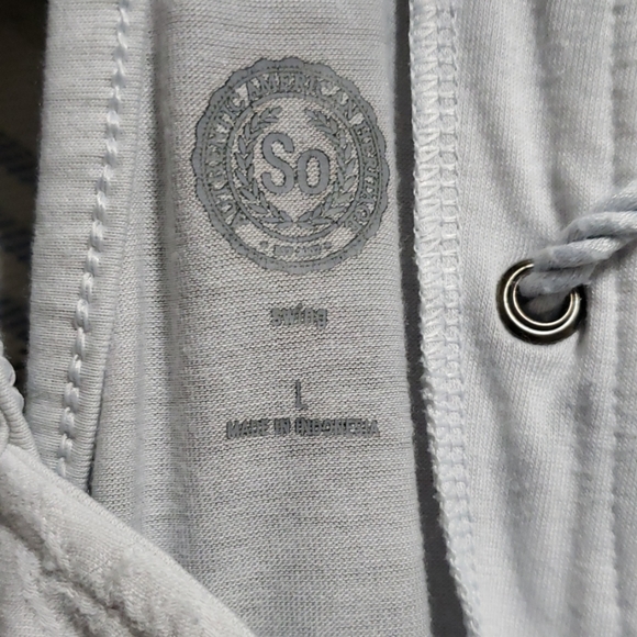 Top - Picture 4 of 4